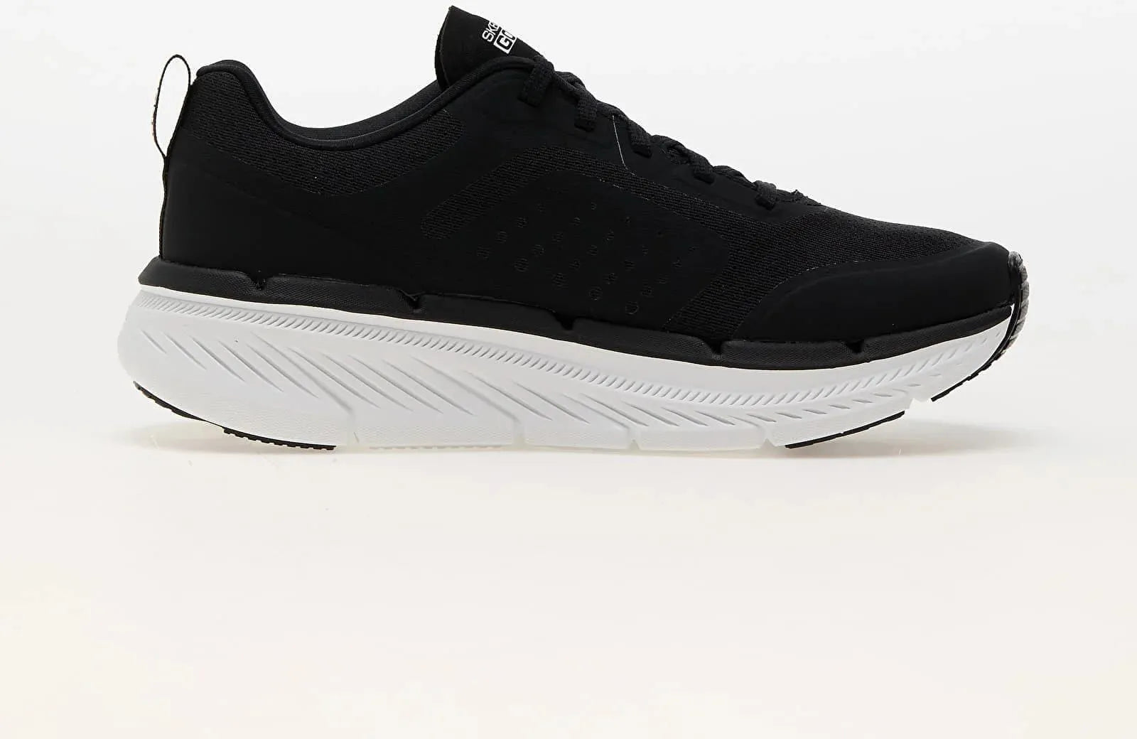 Skechers Max Cushioning